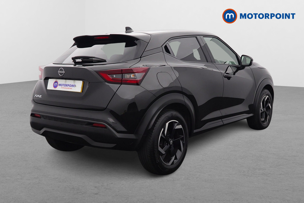 Nissan Juke N-Connecta Automatic Petrol SUV - Stock Number (1600741) - Drivers side rear corner