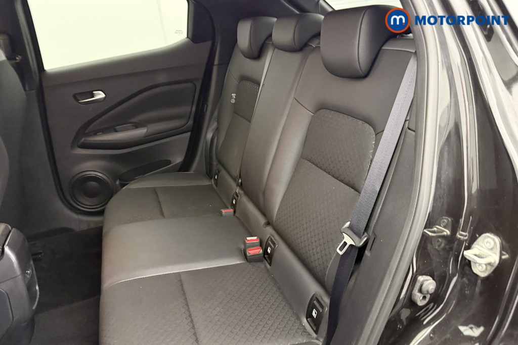 Nissan Juke N-Connecta Automatic Petrol SUV - Stock Number (1600744) - 15th supplementary image