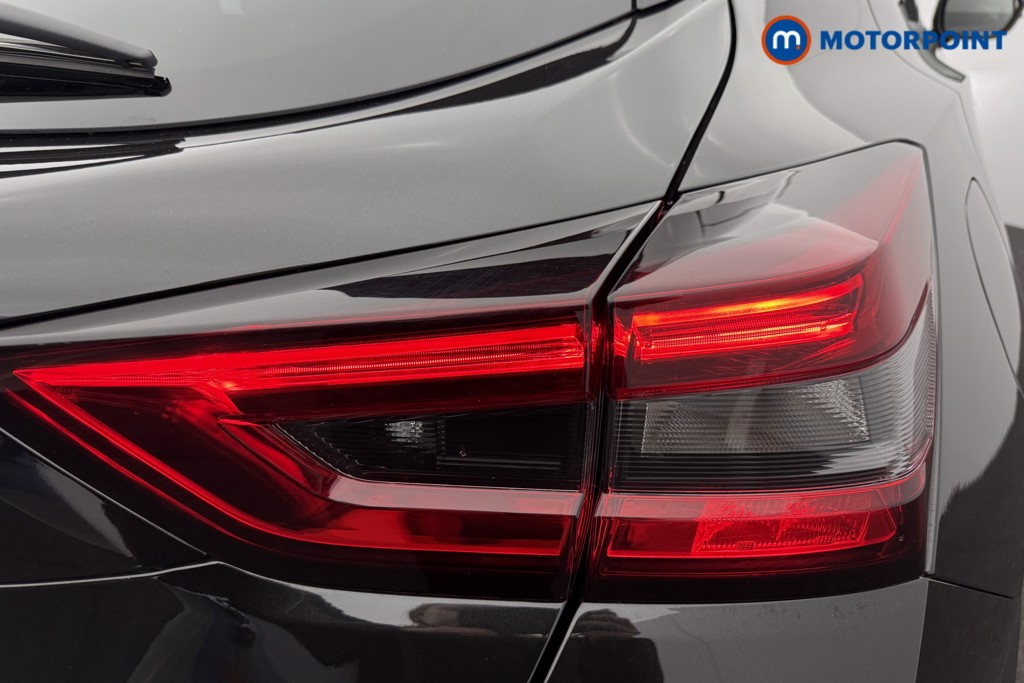 Nissan Juke N-Connecta Automatic Petrol SUV - Stock Number (1600744) - 21st supplementary image