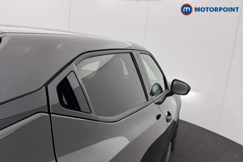 Nissan Juke N-Connecta Automatic Petrol SUV - Stock Number (1600744) - 23rd supplementary image