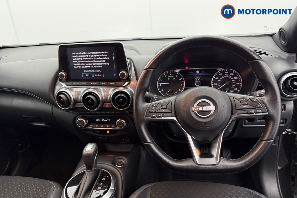 Nissan Juke N-Connecta Automatic Petrol SUV - Stock Number (1600744) - 1st supplementary image