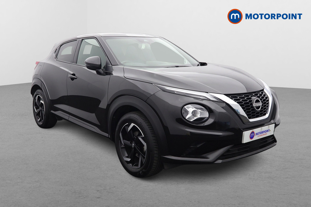 Nissan Juke N-Connecta Automatic Petrol SUV - Stock Number (1600744) - Drivers side front corner