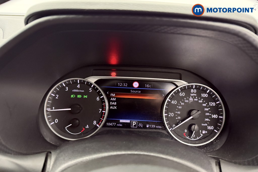 Nissan Juke N-Connecta Automatic Petrol SUV - Stock Number (1600750) - 4th supplementary image