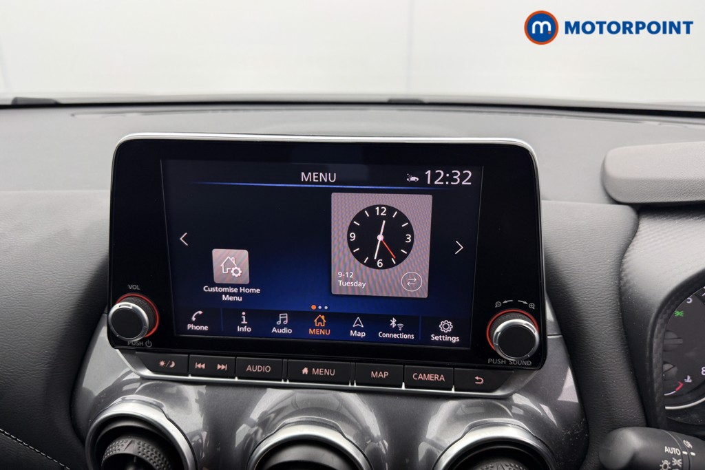 Nissan Juke N-Connecta Automatic Petrol SUV - Stock Number (1600750) - 9th supplementary image