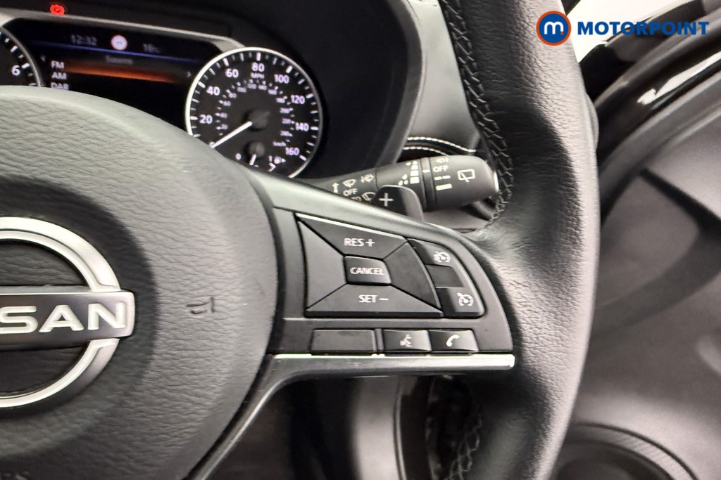 Nissan Juke N-Connecta Automatic Petrol SUV - Stock Number (1600750) - 13th supplementary image