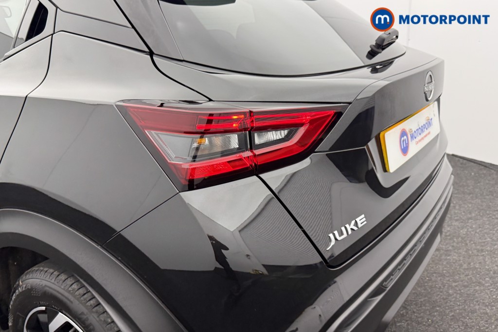 Nissan Juke N-Connecta Automatic Petrol SUV - Stock Number (1600750) - 25th supplementary image