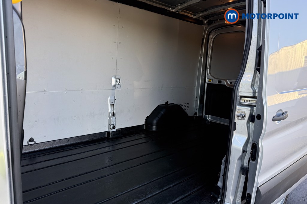 Ford Transit Leader Automatic Diesel Medium Roof Van - Stock Number (1601052) - 2nd supplementary image