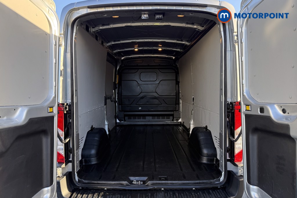 Ford Transit Leader Automatic Diesel Medium Roof Van - Stock Number (1601052) - 4th supplementary image