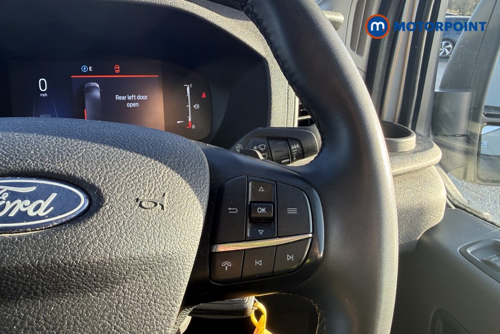 Ford Transit Leader Automatic Diesel Medium Roof Van - Stock Number (1601052) - 7th supplementary image