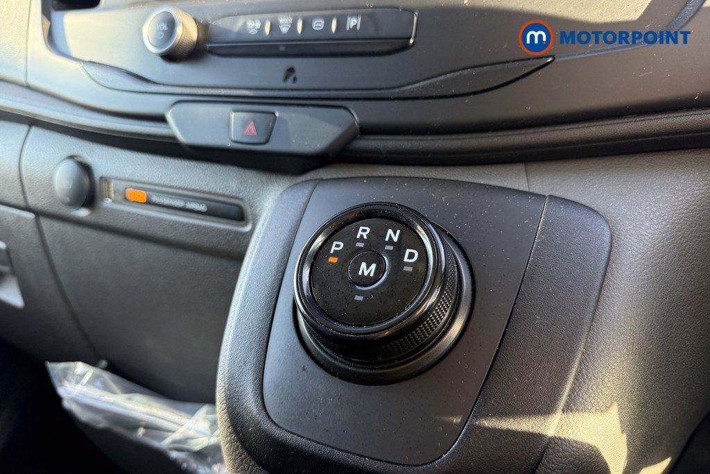 Ford Transit Leader Automatic Diesel Medium Roof Van - Stock Number (1601052) - 12th supplementary image