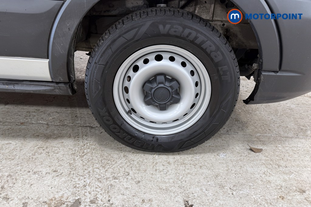 Ford Transit Leader Automatic Diesel Medium Roof Van - Stock Number (1601052) - 19th supplementary image