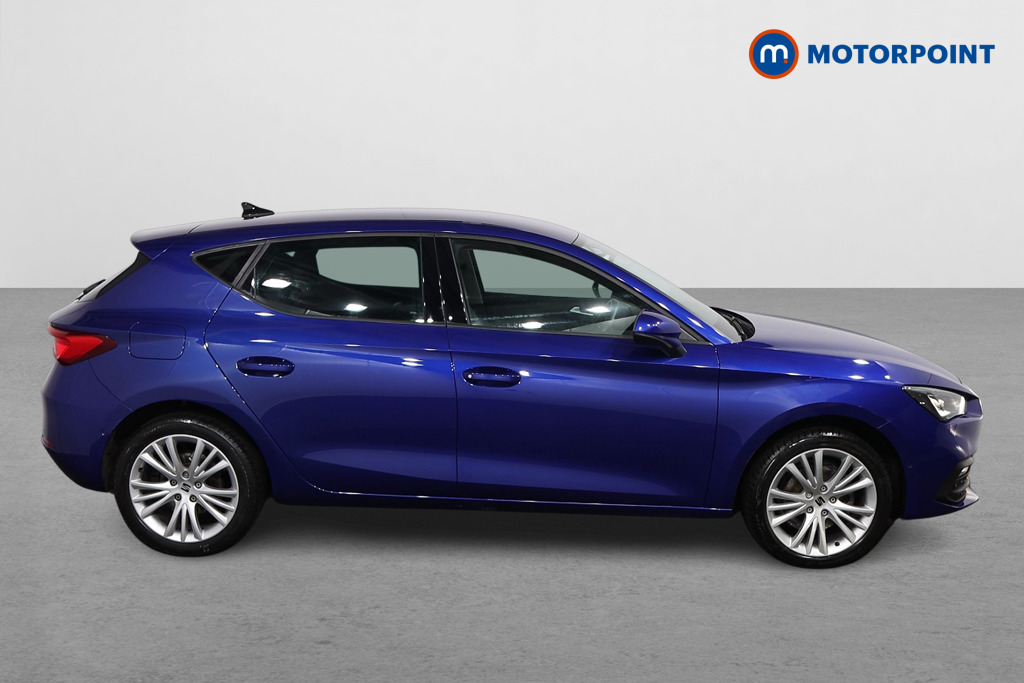 Seat Leon Se Dynamic Manual Petrol Hatchback - Stock Number (1601160) - Drivers side