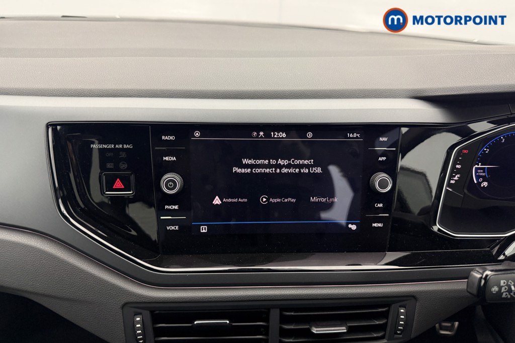 Volkswagen Polo R-Line Manual Petrol Hatchback - Stock Number (1601177) - 2nd supplementary image