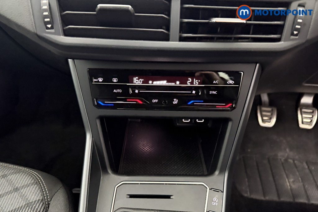 Volkswagen Polo R-Line Manual Petrol Hatchback - Stock Number (1601177) - 13th supplementary image
