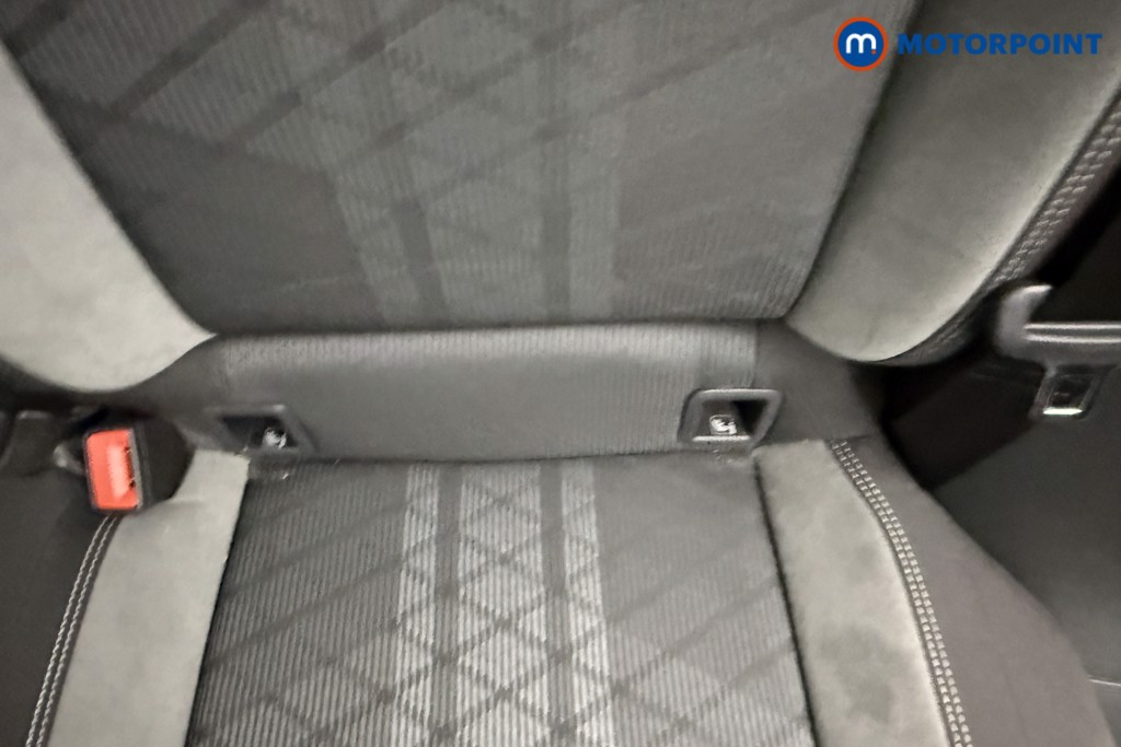 Volkswagen Polo R-Line Manual Petrol Hatchback - Stock Number (1601177) - 25th supplementary image