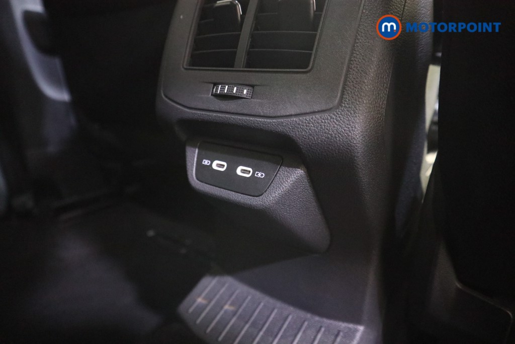 Volkswagen T-Roc R-Line Automatic Petrol SUV - Stock Number (1601349) - 17th supplementary image