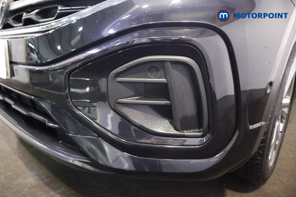 Volkswagen T-Roc R-Line Automatic Petrol SUV - Stock Number (1601349) - 32nd supplementary image