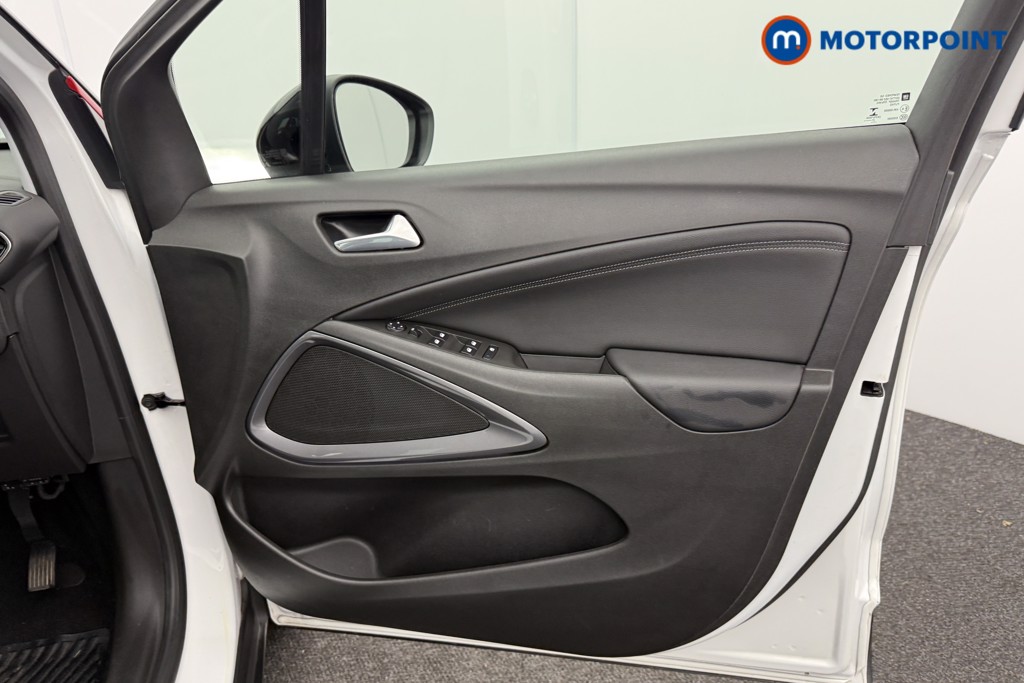 Vauxhall Crossland Elite Edition Automatic Petrol SUV - Stock Number (1601361) - 16th supplementary image