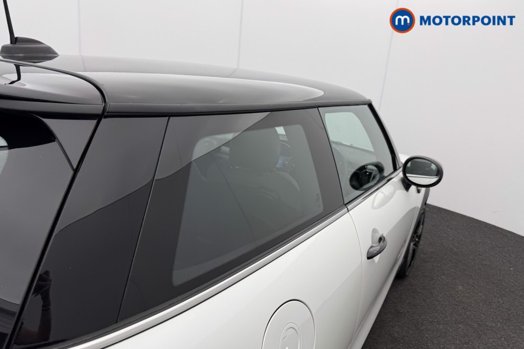 Mini Hatchback Cooper S Level 2 Automatic Electric Hatchback - Stock Number (1601386) - 26th supplementary image