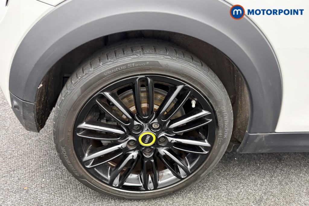 Mini Hatchback Cooper S Level 2 Automatic Electric Hatchback - Stock Number (1601386) - 27th supplementary image