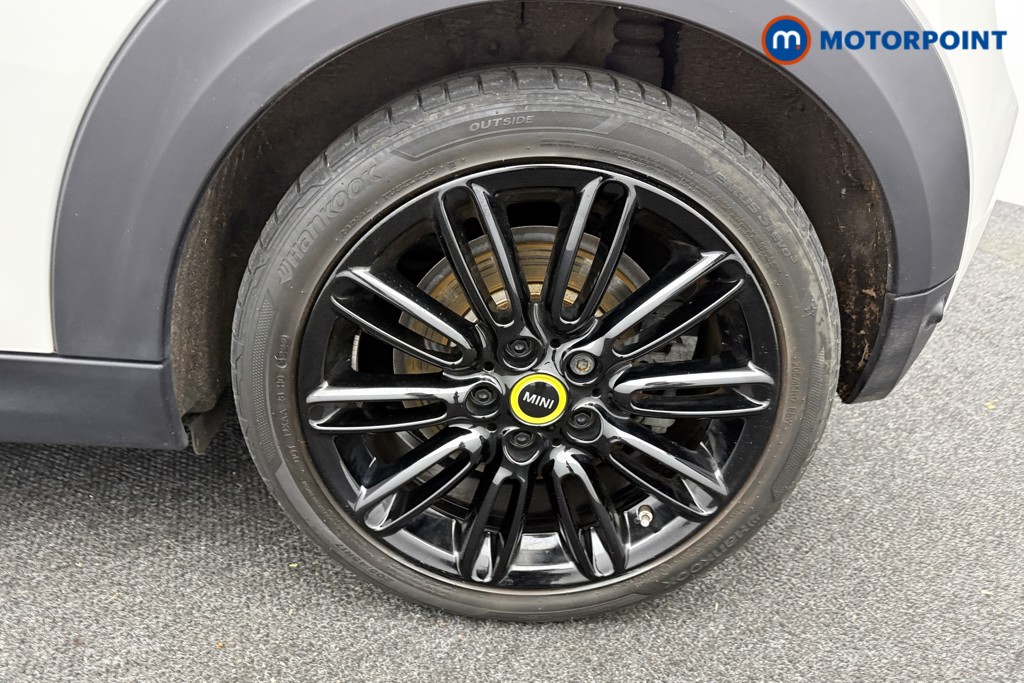 Mini Hatchback Cooper S Level 2 Automatic Electric Hatchback - Stock Number (1601386) - 30th supplementary image