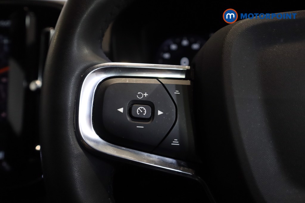 Volvo Xc40 R Design Automatic Petrol SUV - Stock Number (1601458) - 9th supplementary image