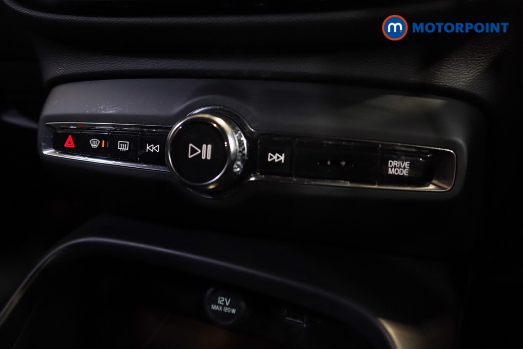 Volvo Xc40 R Design Automatic Petrol SUV - Stock Number (1601458) - 15th supplementary image