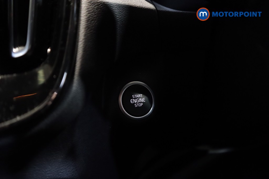 Volvo Xc40 R Design Automatic Petrol SUV - Stock Number (1601458) - 16th supplementary image
