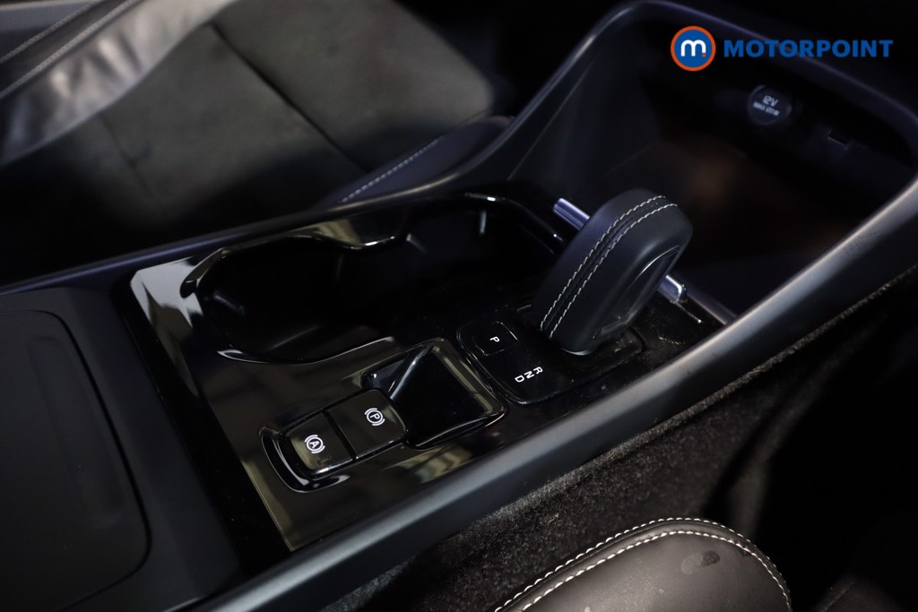 Volvo Xc40 R Design Automatic Petrol SUV - Stock Number (1601458) - 18th supplementary image