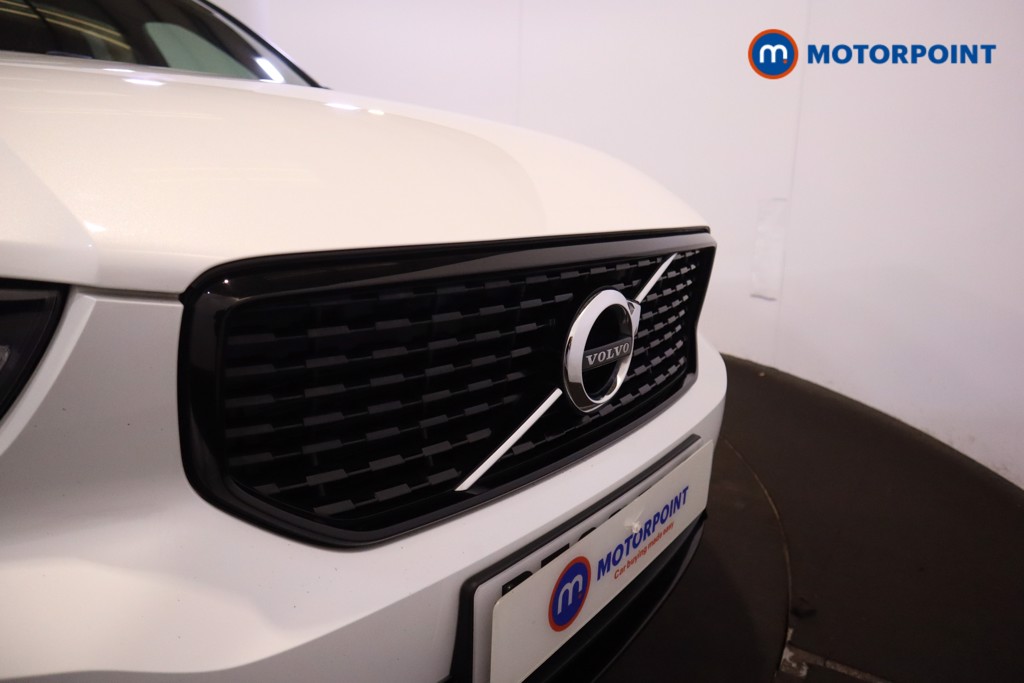 Volvo Xc40 R Design Automatic Petrol SUV - Stock Number (1601458) - 38th supplementary image