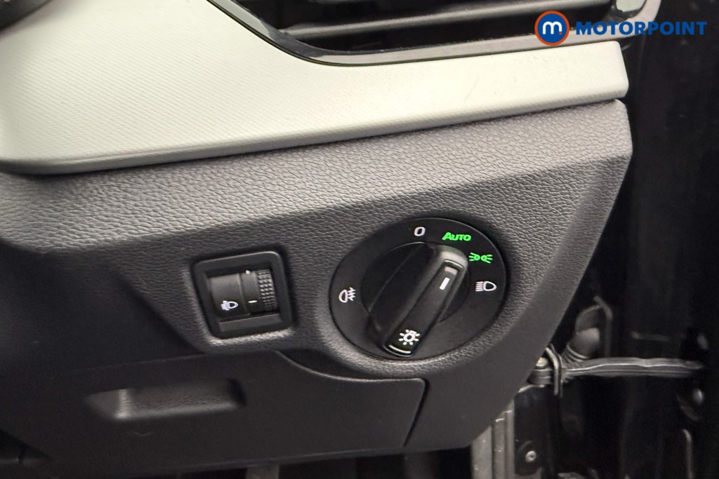 Skoda Kamiq Se Drive Automatic Petrol SUV - Stock Number (1601495) - 9th supplementary image