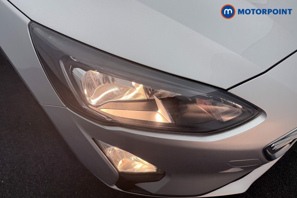 Ford Focus Titanium Manual Petrol Hatchback - Stock Number (1601566) - 20th supplementary image