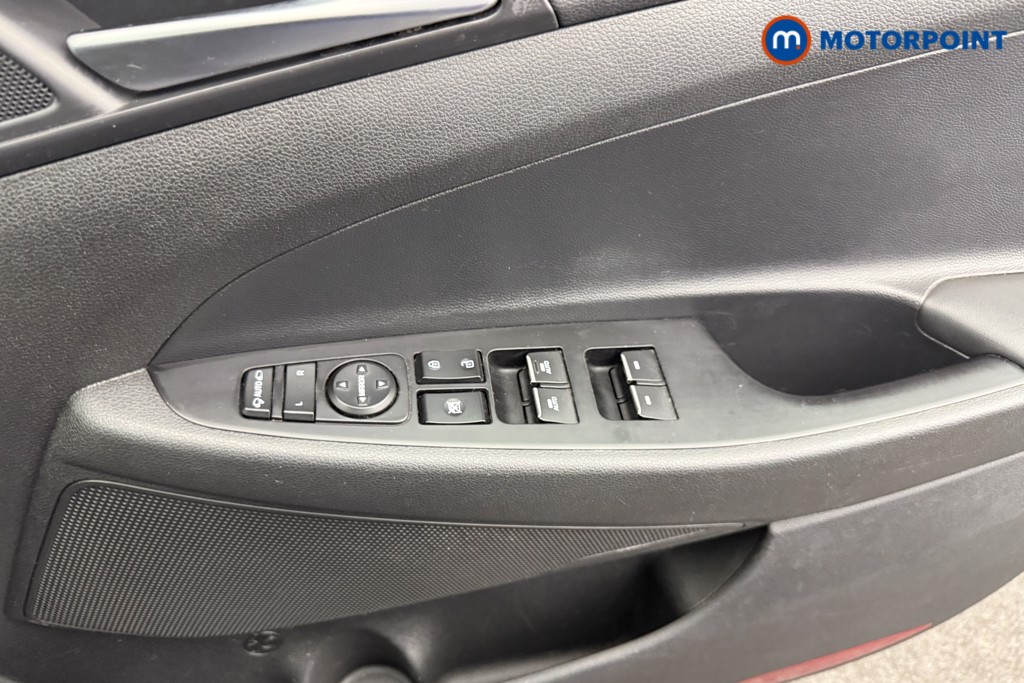 Hyundai Tucson Se Nav Manual Petrol SUV - Stock Number (1601570) - 14th supplementary image