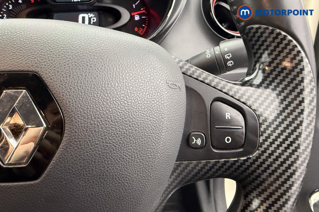 Renault Captur Signature Automatic Diesel SUV - Stock Number (1601628) - 8th supplementary image