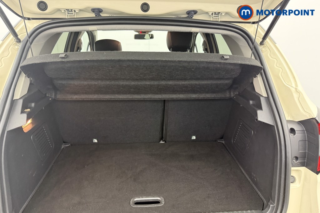 Renault Captur Signature Automatic Diesel SUV - Stock Number (1601628) - 18th supplementary image