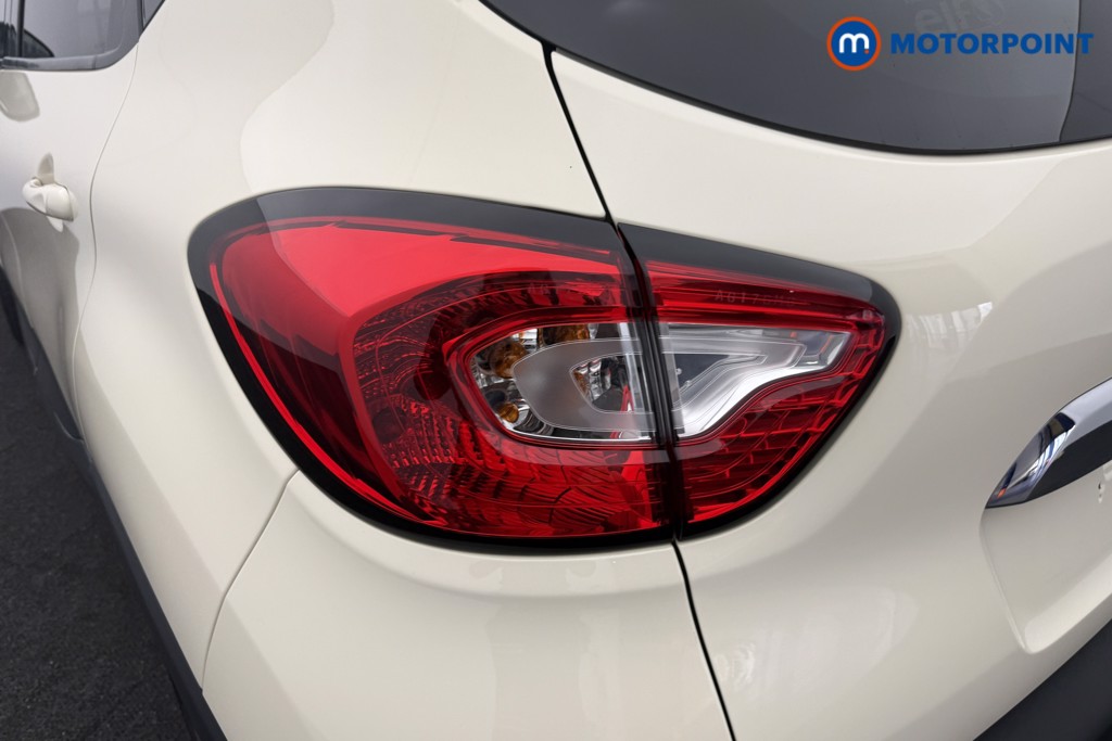 Renault Captur Signature Automatic Diesel SUV - Stock Number (1601628) - 24th supplementary image