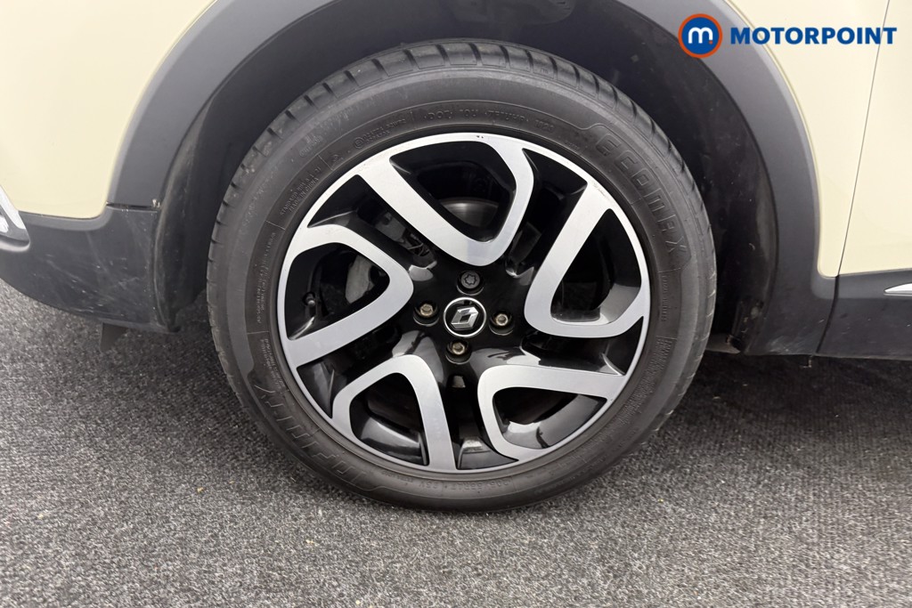 Renault Captur Signature Automatic Diesel SUV - Stock Number (1601628) - 30th supplementary image