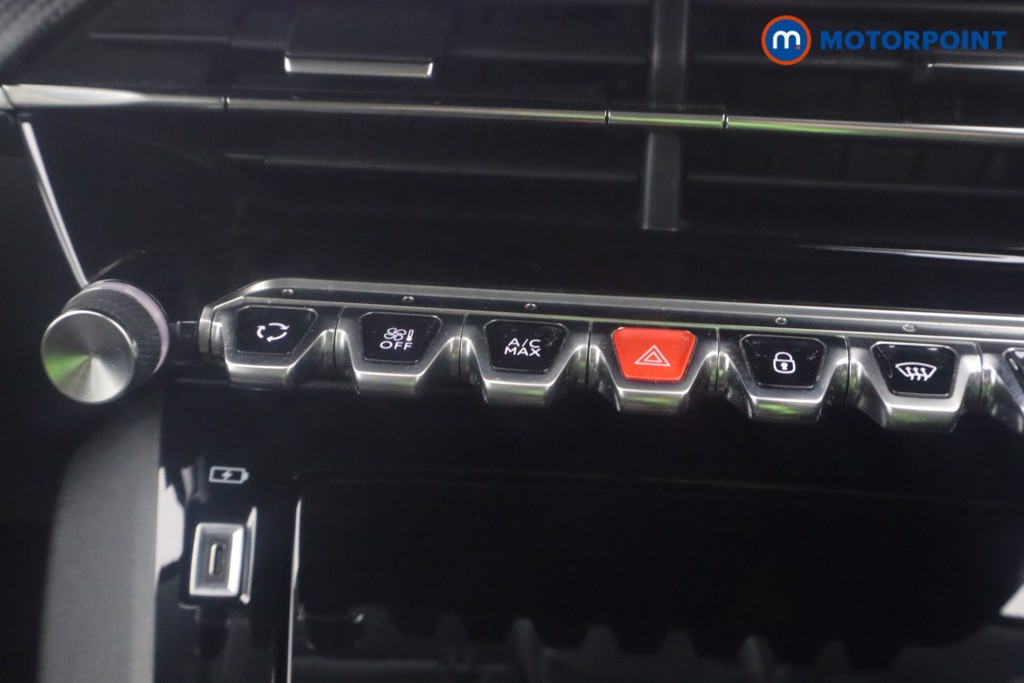 Peugeot 208 Allure Manual Petrol Hatchback - Stock Number (1601716) - 12th supplementary image