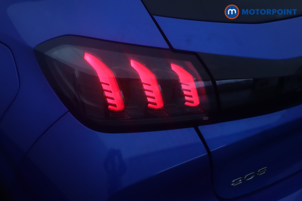 Peugeot 208 Allure Manual Petrol Hatchback - Stock Number (1601716) - 17th supplementary image