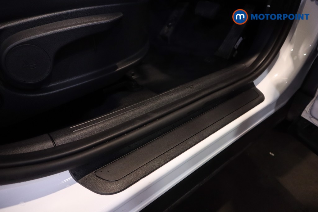 KIA Sportage Pure Automatic Petrol-Electric Hybrid SUV - Stock Number (1602014) - 6th supplementary image