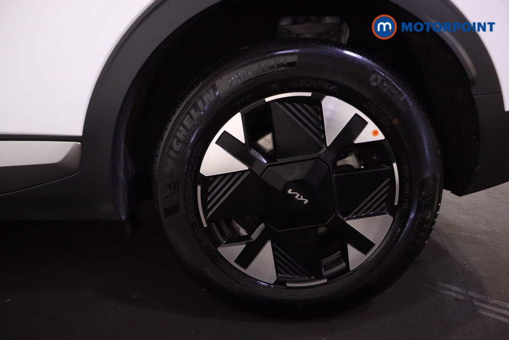 KIA Sportage Pure Automatic Petrol-Electric Hybrid SUV - Stock Number (1602014) - 32nd supplementary image