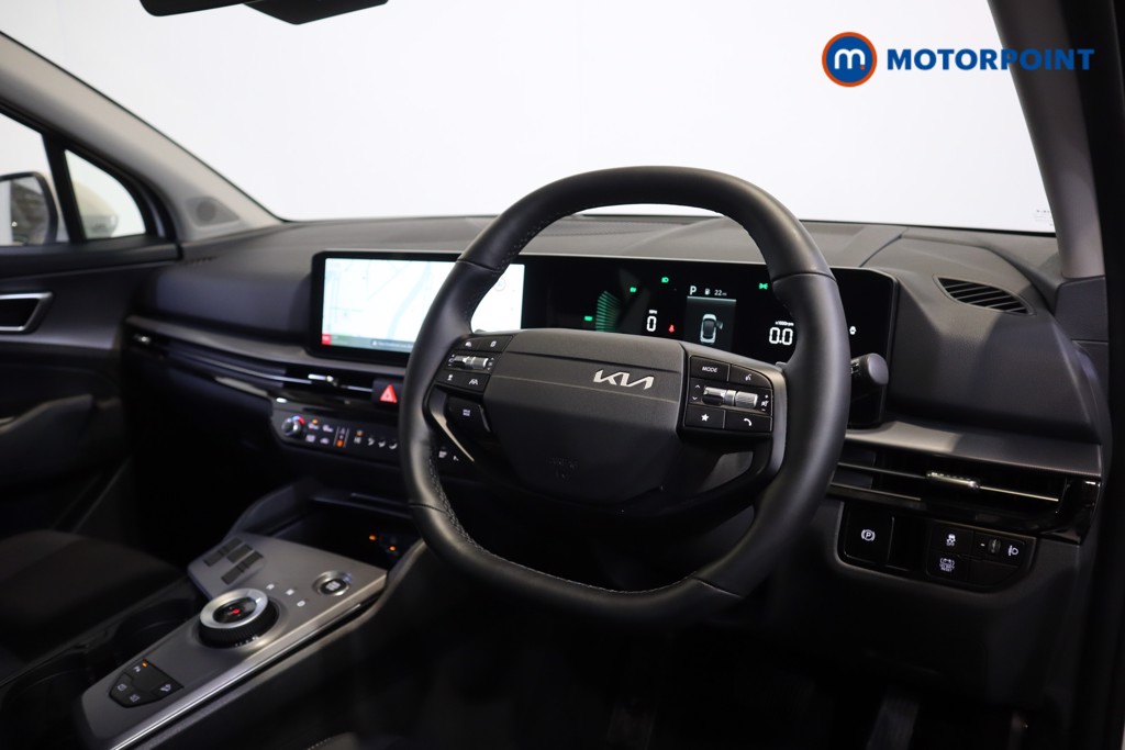 KIA Sportage Pure Automatic Petrol-Electric Hybrid SUV - Stock Number (1602014) - 1st supplementary image