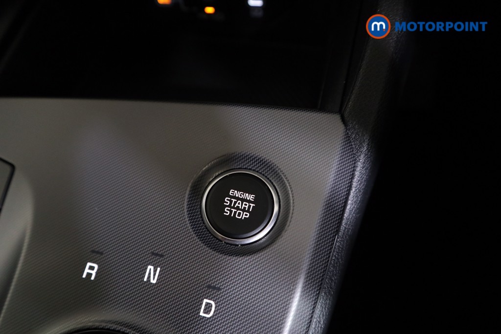 KIA Sportage Pure Automatic Petrol-Electric Hybrid SUV - Stock Number (1602020) - 9th supplementary image