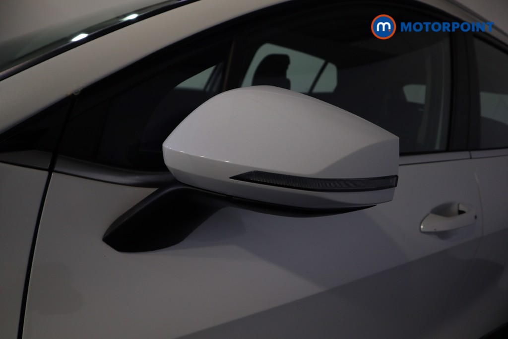 KIA Sportage Pure Automatic Petrol-Electric Hybrid SUV - Stock Number (1602020) - 30th supplementary image