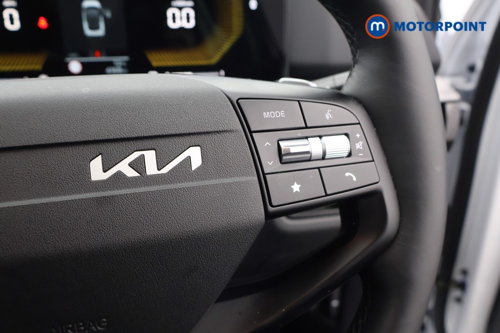 KIA Sportage Pure Automatic Petrol-Electric Hybrid SUV - Stock Number (1602027) - 3rd supplementary image