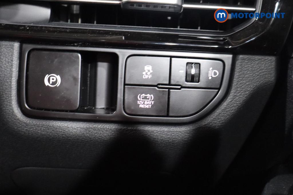 KIA Sportage Pure Automatic Petrol-Electric Hybrid SUV - Stock Number (1602035) - 13th supplementary image