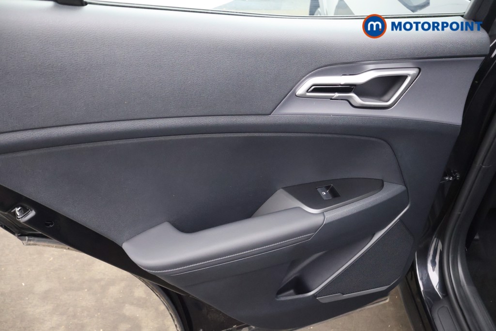 KIA Sportage Pure Automatic Petrol-Electric Hybrid SUV - Stock Number (1602044) - 17th supplementary image