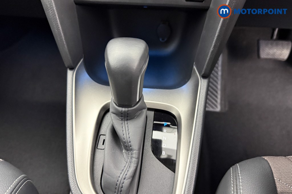 Toyota Yaris Cross Excel Automatic Petrol-Electric Hybrid Estate - Stock Number (1602106) - 13th supplementary image