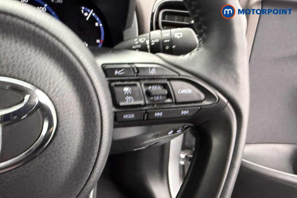 Toyota Yaris Cross Excel Automatic Petrol-Electric Hybrid Estate - Stock Number (1602106) - 15th supplementary image