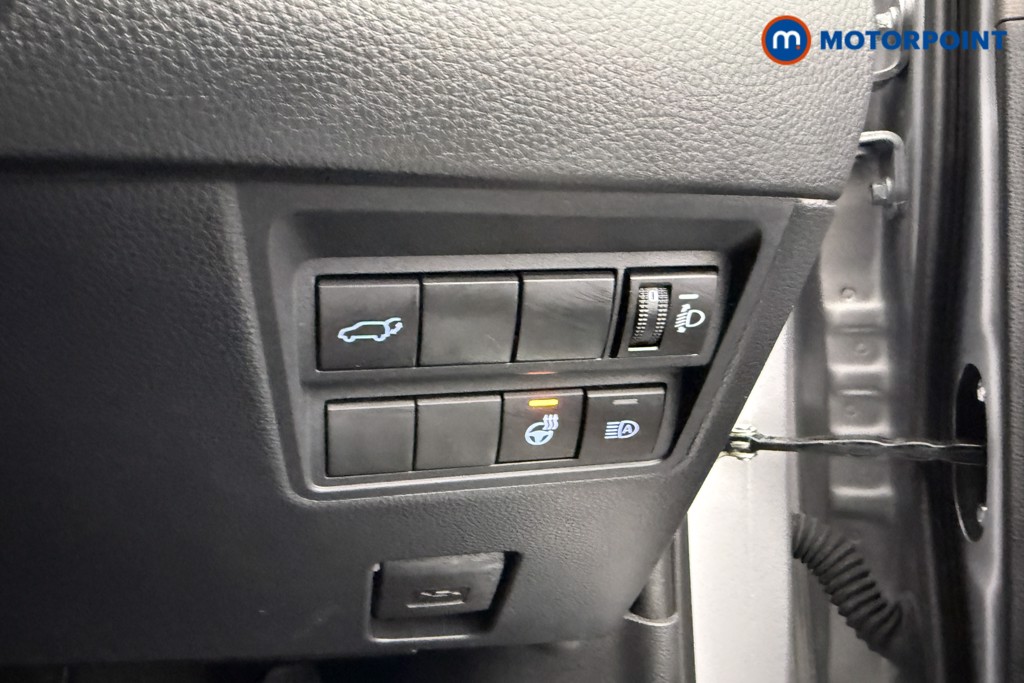 Toyota Yaris Cross Excel Automatic Petrol-Electric Hybrid Estate - Stock Number (1602106) - 16th supplementary image